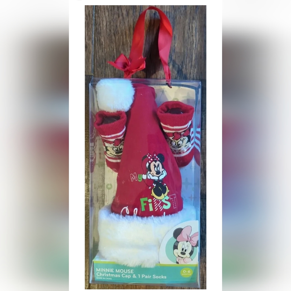DISNEY Minnie Mouse My First Christmas Cap and Socks NIB Baby Girl Disney 0-6 Mo